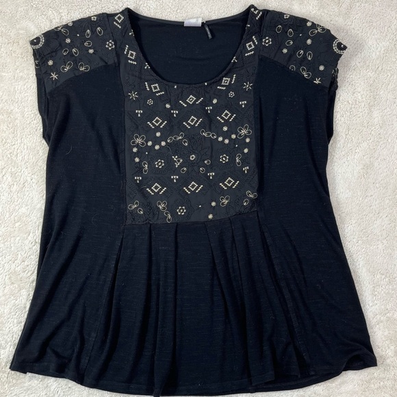 Anthropologie AKEMI + KIN Black Gold Metal Embroidered Peasant Top Sz S Boho - Picture 1 of 7